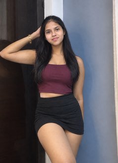 Avni cam or real meet 🫶 - puta in Hyderabad Photo 2 of 4