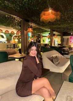 Avni - escort in Lucknow Photo 2 of 3