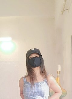 Avni - escort in Noida Photo 3 of 6