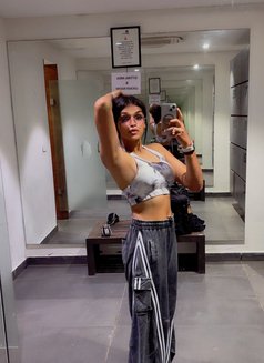 Avni - puta in Pune Photo 20 of 21