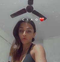 Avni - Acompañantes transexual in Noida