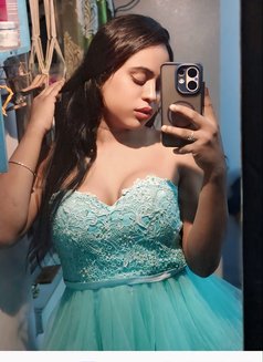 Avni Real Meet & Video Call - Transsexual escort in Kolkata Photo 14 of 18