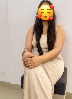 Avni Independent College Girl - puta in New Delhi Photo 1 of 1