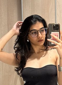 Riya - escort in Pune Photo 6 of 6