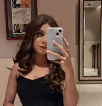 Avni Thakur - Transsexual escort in Noida