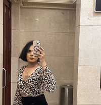 Avni Thakur - Transsexual escort in Noida