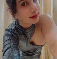 Avnit - Acompañantes transexual in Pune