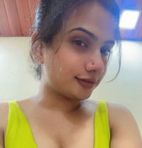 Avnit - Acompañantes transexual in Pune
