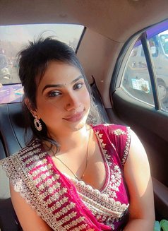 Avnit - Acompañantes transexual in Pune Photo 4 of 7