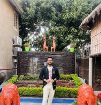 Avra - Acompañantes masculino in Kolkata
