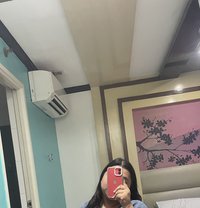 Avria - escort in Manila