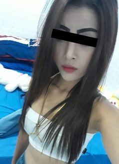 Sexy Avril - puta in Pattaya Photo 13 of 18