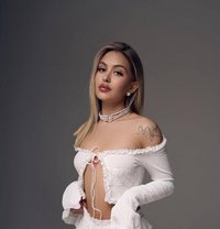 Avrora - escort in Beirut