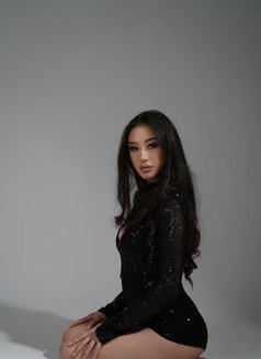 Avrora - escort in Hong Kong Photo 2 of 10