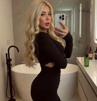 Avrora Romanian 🇷🇴 Versatile - Transsexual escort in Al Manama