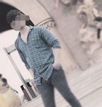 Awara Parinda - Acompañantes masculino in Ahmedabad
