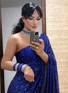 Awesome 24 Bubble Butt Bottom Guy - Male companion in Gurgaon Photo 5 of 20