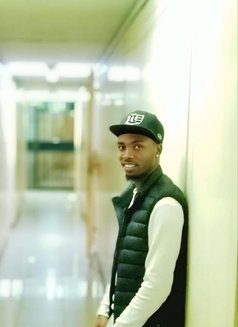 Awesome Blossoms - Male escort in Nairobi Photo 6 of 7