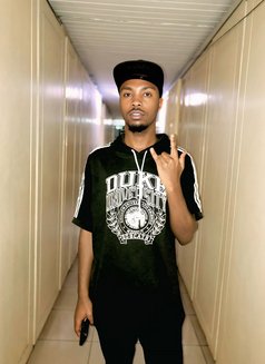 Awesome Blossoms - Male escort in Nairobi Photo 7 of 7