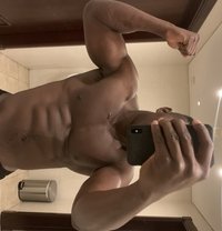 Awesome King - Acompañantes masculino in Dubai