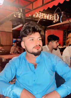 Awias Ali - Male escort in Lahore Photo 4 of 5