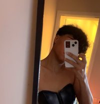 Aws - Male escort in Jeddah