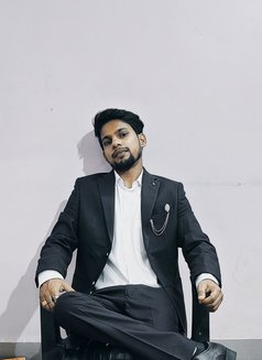 Awwdose - Male escort in New Delhi Photo 1 of 1