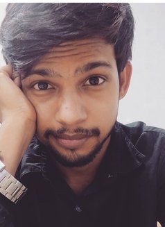 Awwdose - Male escort in New Delhi Photo 3 of 7