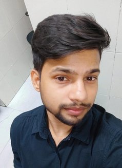 Gourav's Aww dose - Male escort in New Delhi Photo 3 of 9