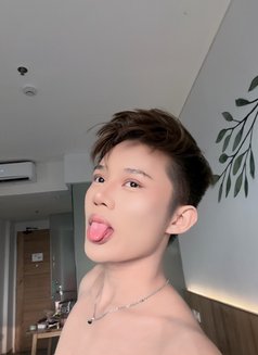 Axel Huang - Acompañantes masculino in Bali Photo 1 of 6