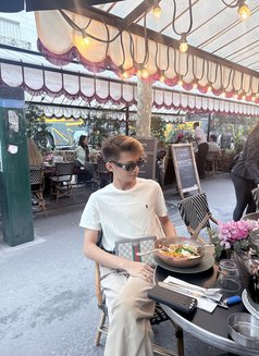 Axel Huang - Acompañantes masculino in Bali Photo 6 of 6