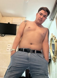 Axl Miguel - Male escort in Hong Kong Photo 9 of 12