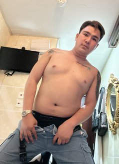 Axl Miguel - Male escort in Hong Kong Photo 10 of 12