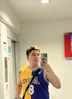 Axl Miguel - Male escort in Singapore Photo 1 of 12