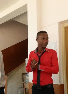 Axmil - Male escort in Nairobi Photo 1 of 5