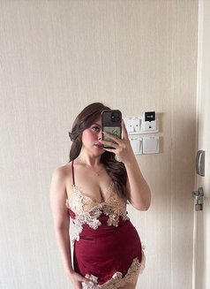 AYA AT YOUR SERVICE - puta in Dubai Photo 14 of 14