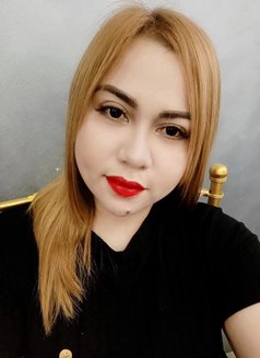 Naomi Filipina - puta in Dubai Photo 3 of 6