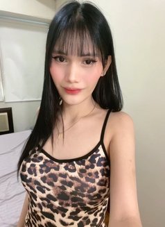 Aya - Transsexual escort in Manila Photo 1 of 3