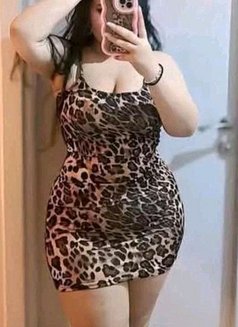 Aya Hello and welcome - escort in Ajmān Photo 2 of 4