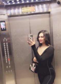 Aya - dominatrix in Dubai Photo 7 of 7