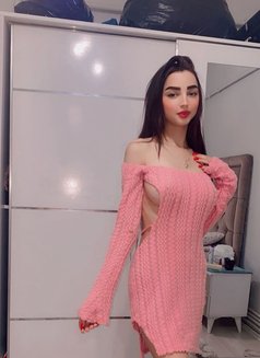 Aya - puta in İstanbul Photo 2 of 7