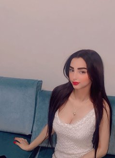 Aya - puta in İstanbul Photo 5 of 7