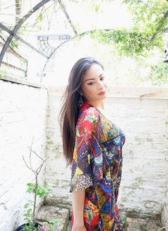 Aya Tantra - masseuse in London Photo 2 of 7