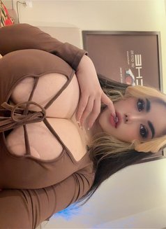 AYA - escort in Riyadh Photo 16 of 17