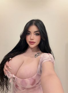 AYA - puta in Riyadh Photo 10 of 12