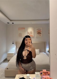 AYA - puta in Riyadh Photo 10 of 17