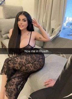 AYA - puta in Riyadh Photo 4 of 12