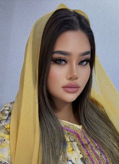 Aya - escort in Riyadh Photo 11 of 13
