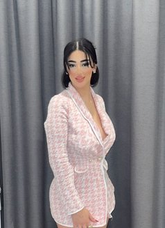 Ayaa - puta in Al Manama Photo 4 of 4