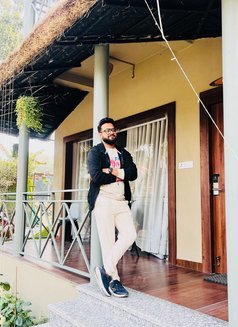 Ayaan - Male escort in Kolkata Photo 1 of 3